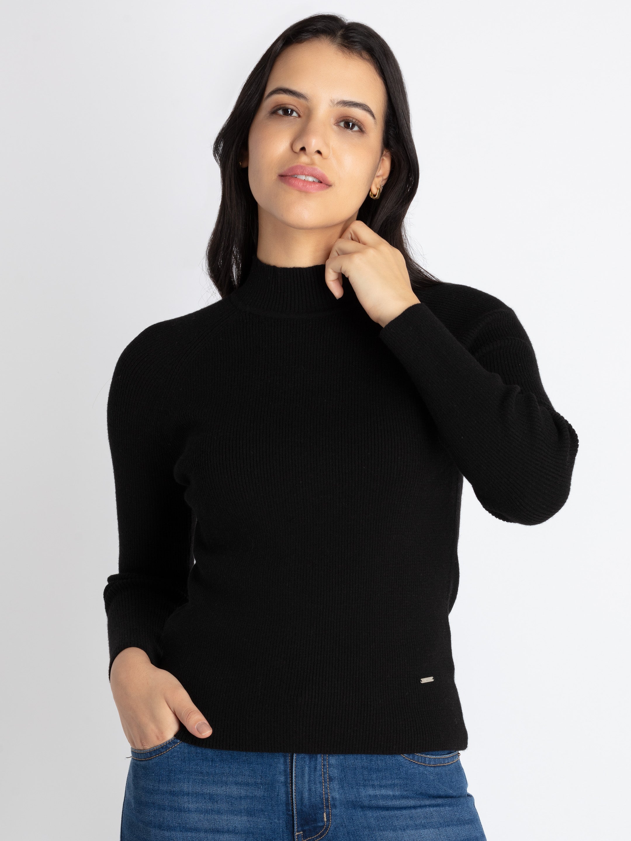 Womens Solid Turtle Neck Sweater S BLACK SQW-FK-5725-BLACK