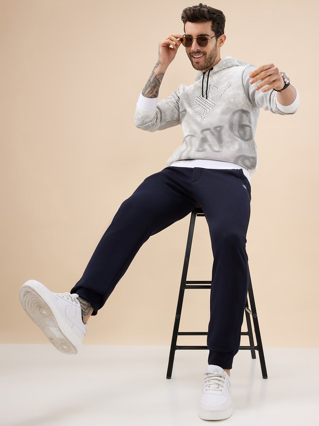 Men's Solid Regular Fit Fleece Jogger with Drawstring Waist