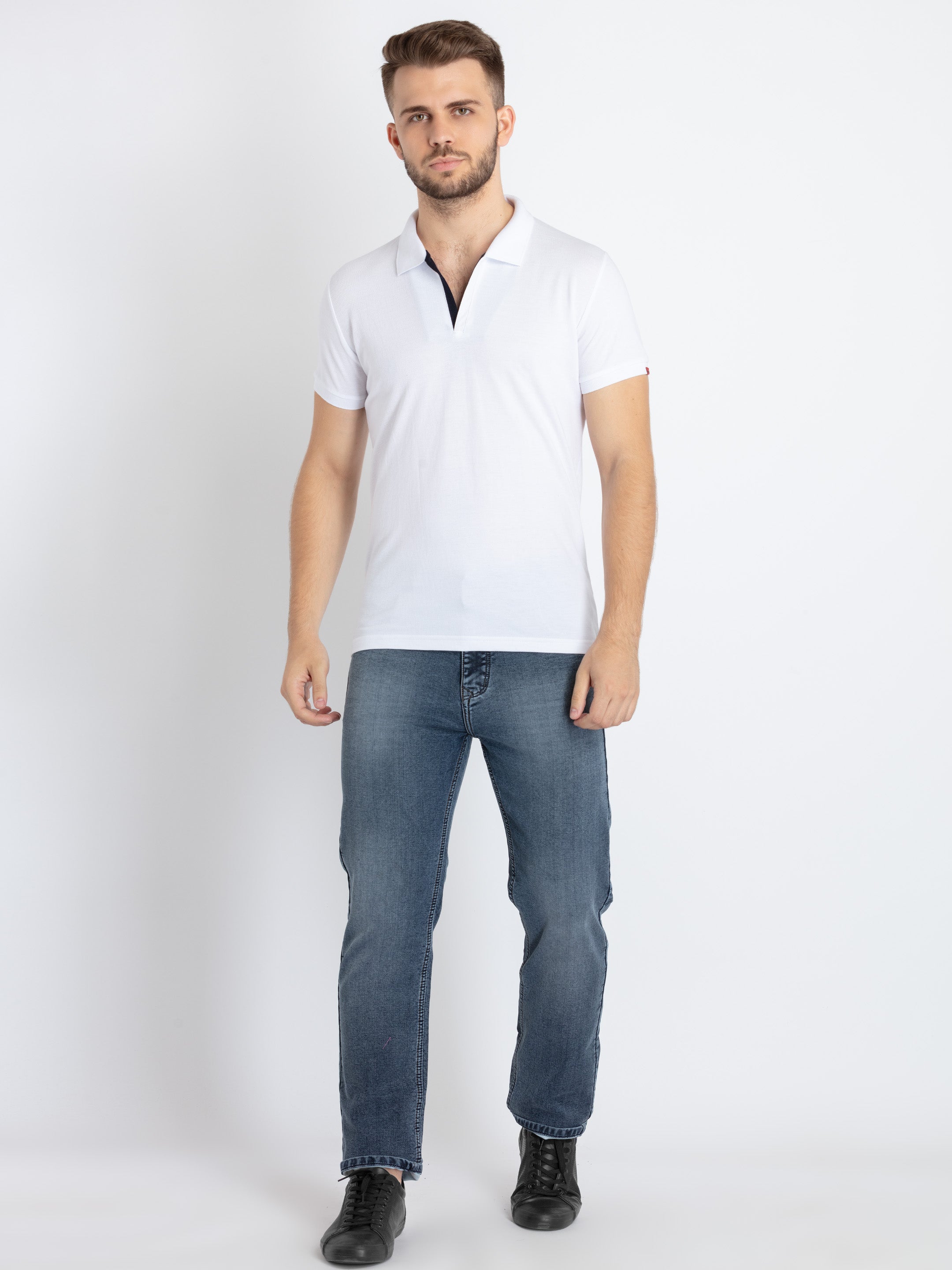 Men's Solid Half Sleeves Slim Fit Polo T-Shirt