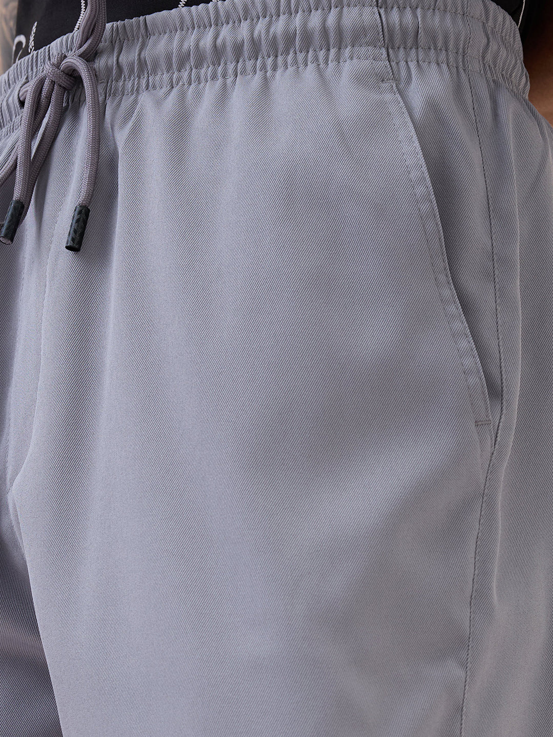 Men's Solid Basic Regular Fit Drawstring Shorts