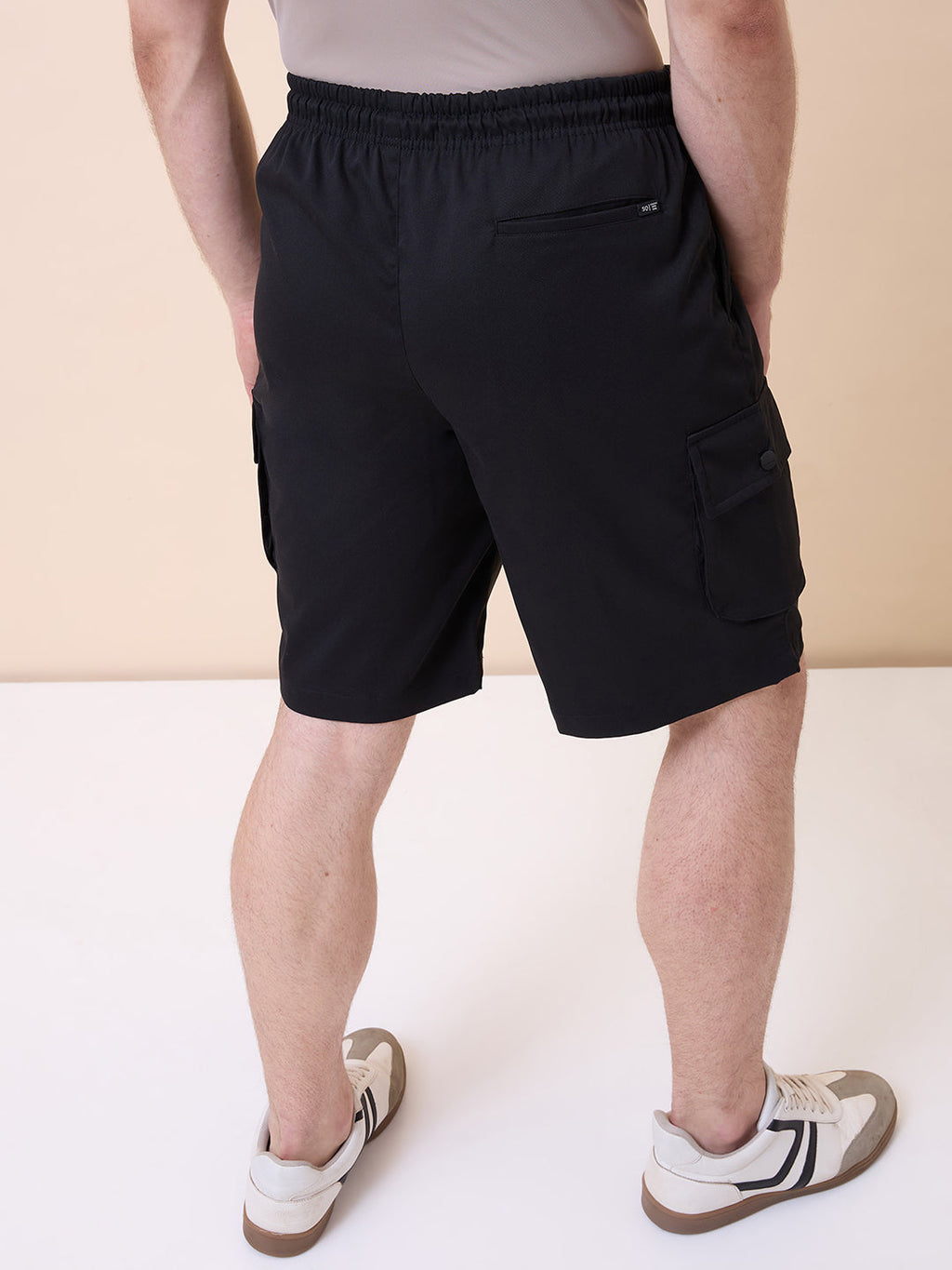Mens Solid Regular Fit Drawstring Short