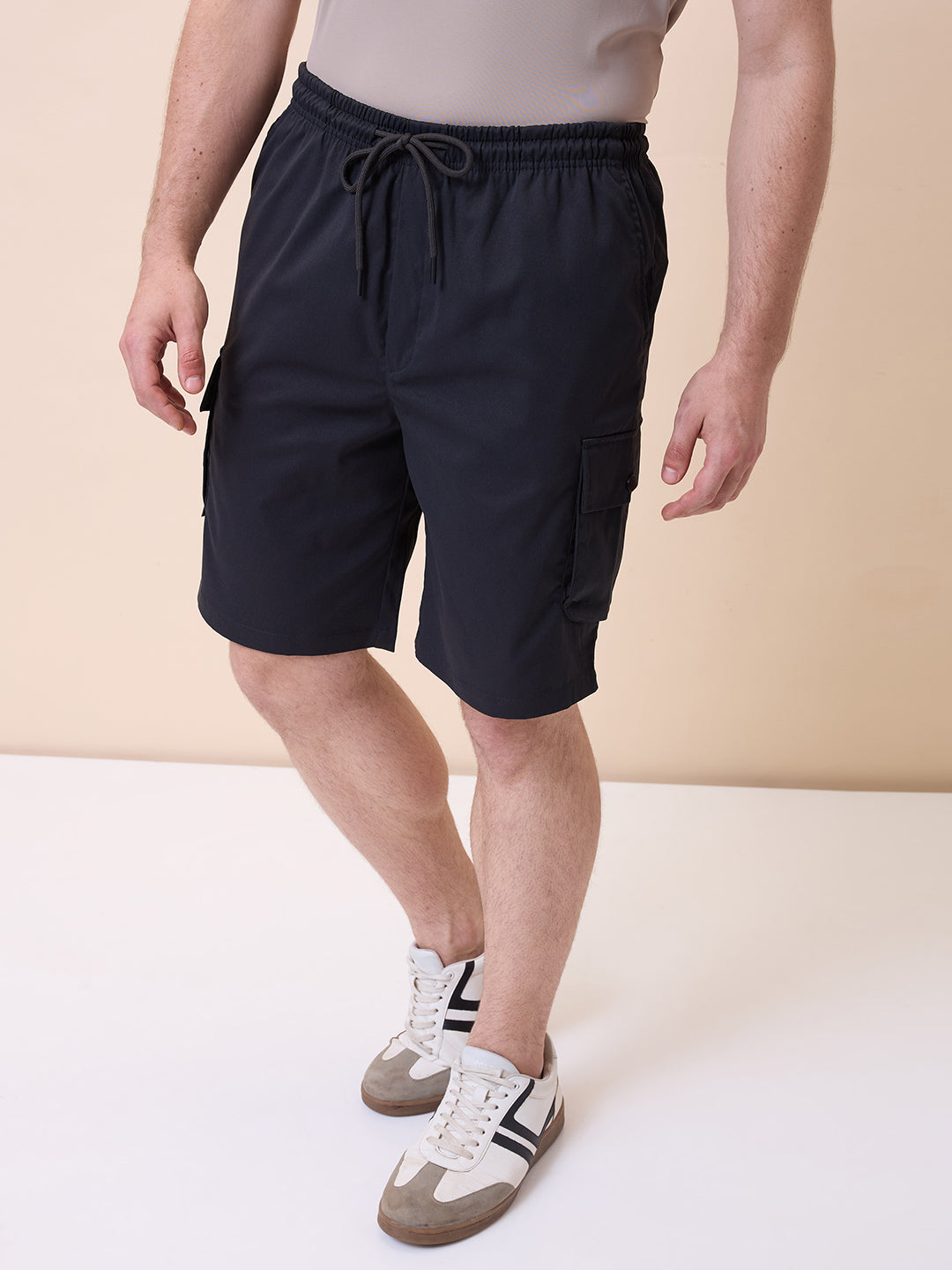 Mens Solid Regular Fit Drawstring Short Secondary image