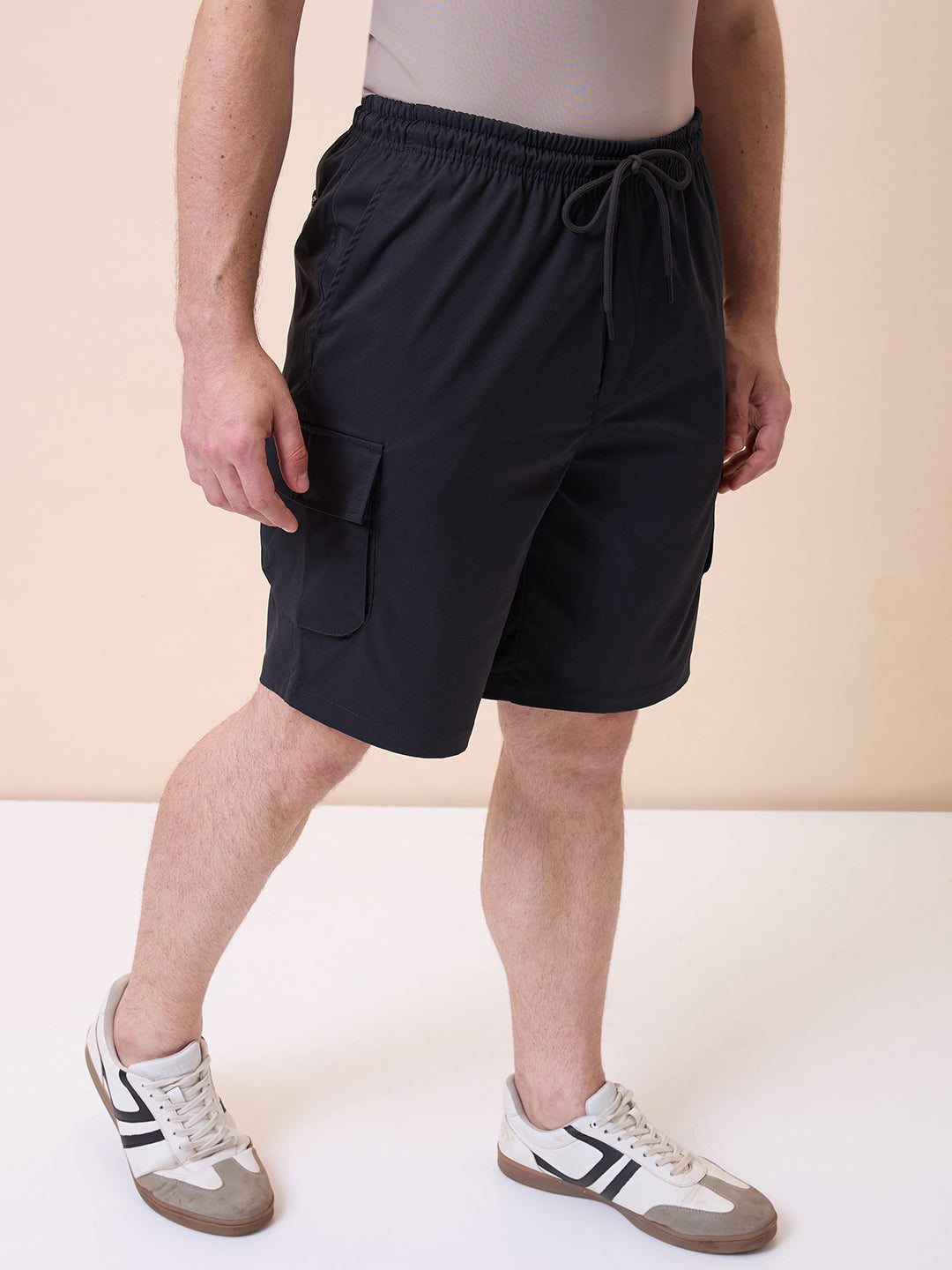 Mens Solid Regular Fit Drawstring Short