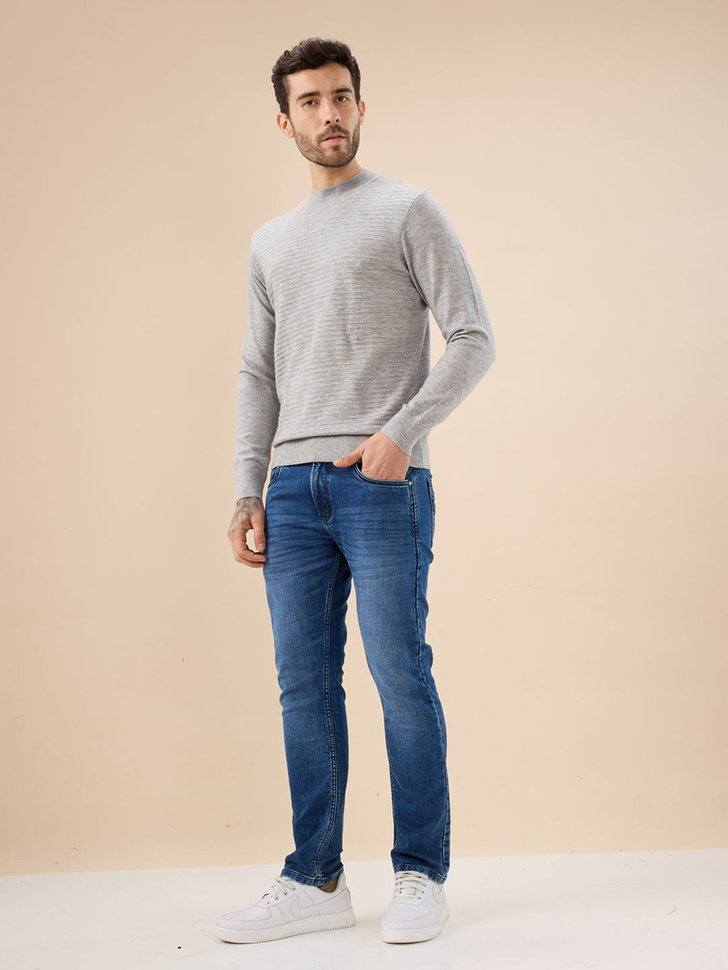 Men's Solid Textured Full Sleeves Round Neck Regular Fit Fleece Sweater