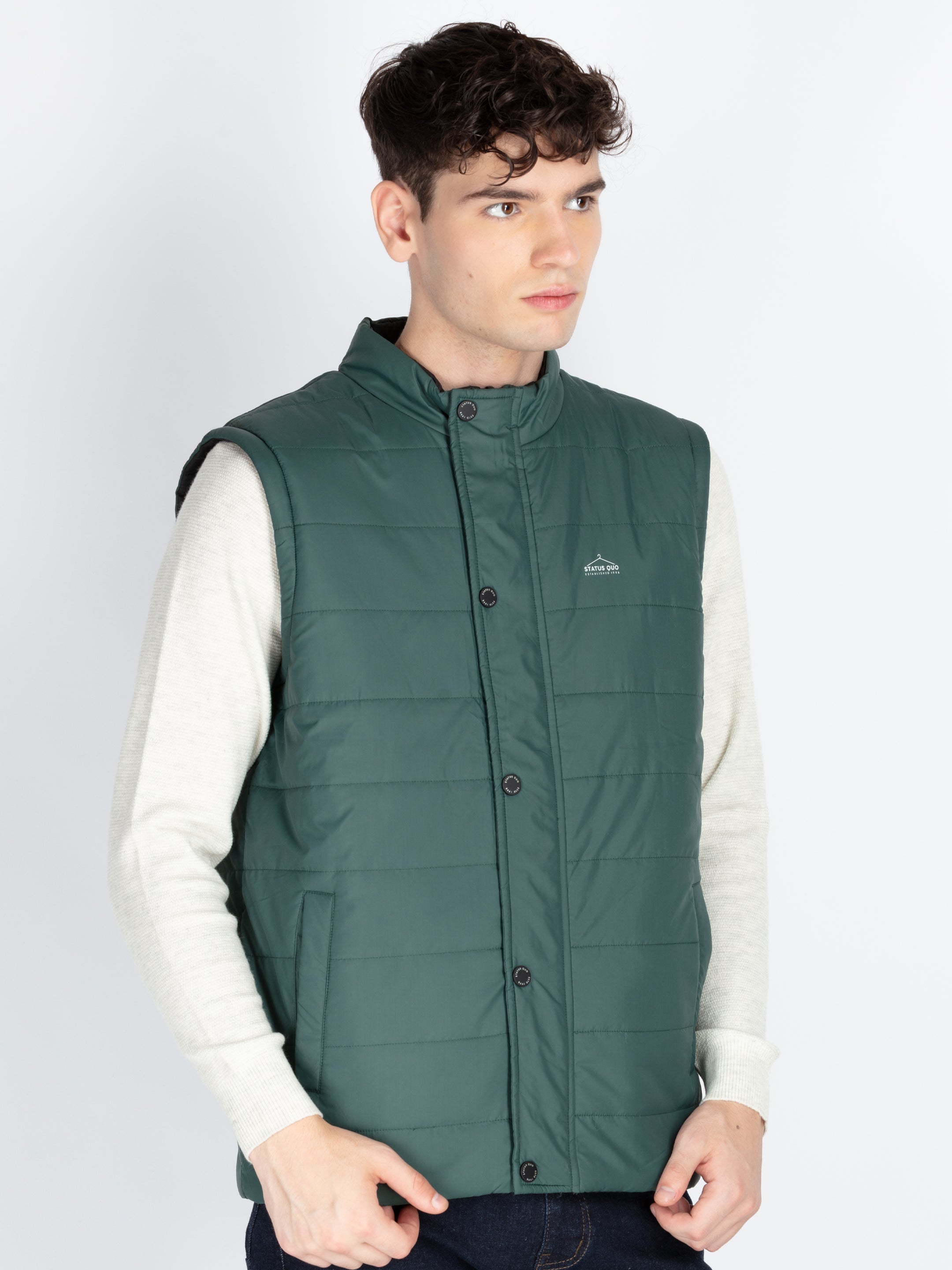 Men's Sleeveless Reversible Puffer Jacket Secondary image
