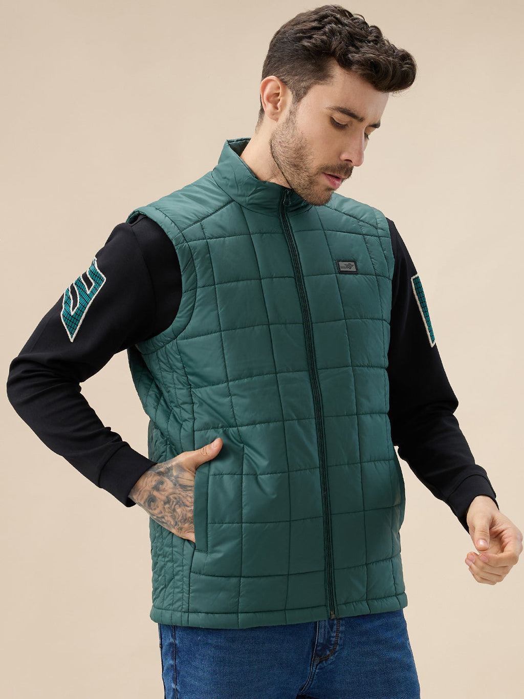 Men's Solid Mock Collar Sleeveless Regular Fit Quilted Jacket