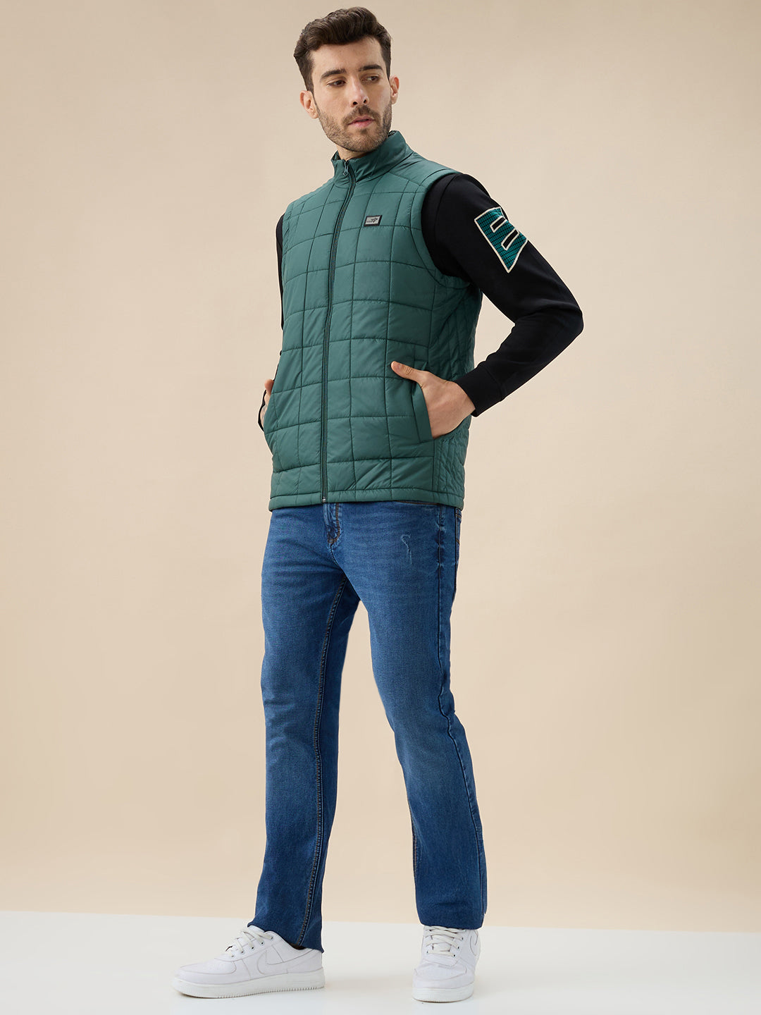 Men's Solid Mock Collar Sleeveless Regular Fit Quilted Jacket