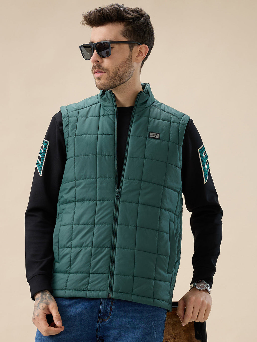 Men's Solid Mock Collar Sleeveless Regular Fit Quilted Jacket