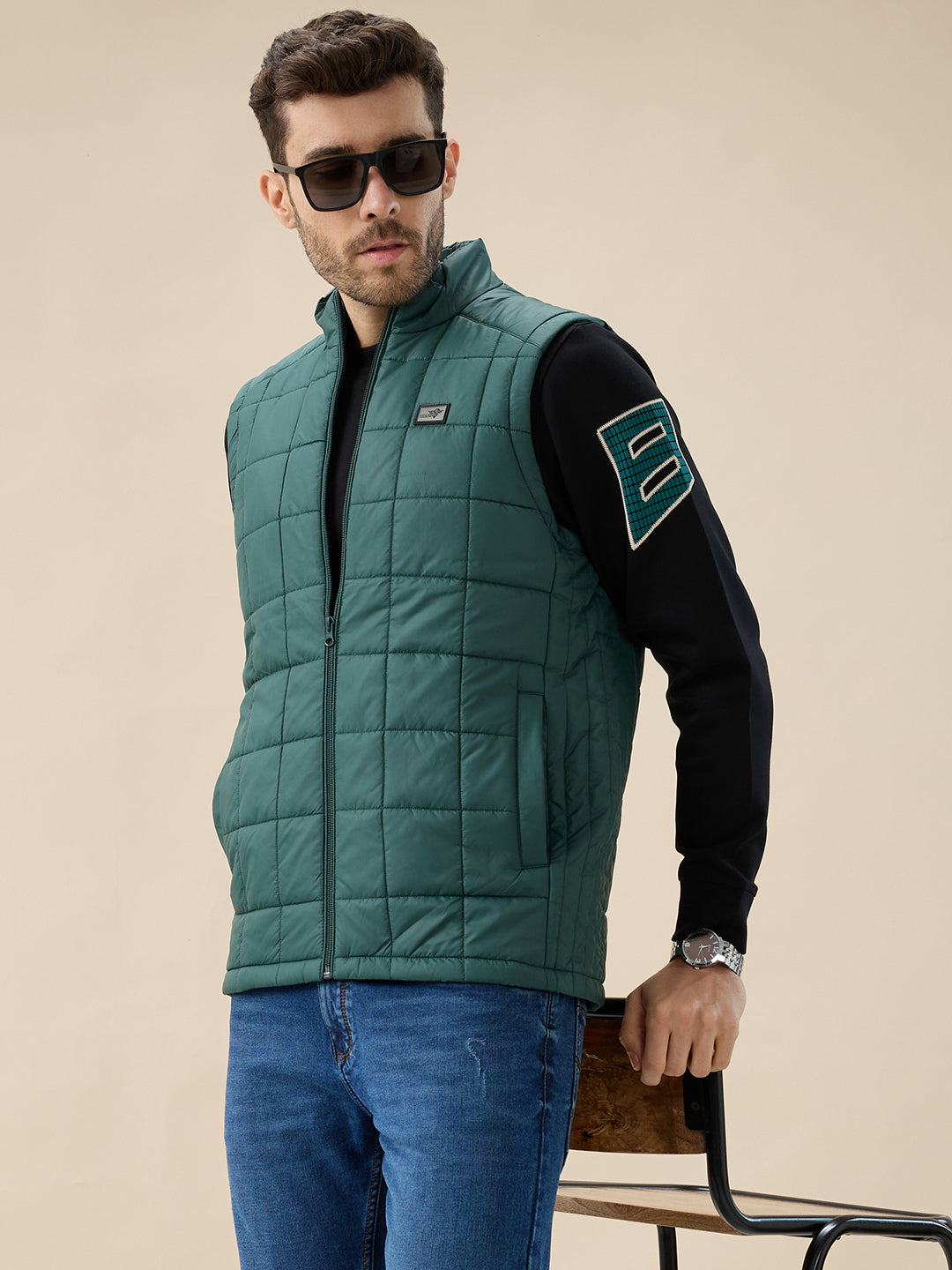 Men's Solid Mock Collar Sleeveless Regular Fit Quilted Jacket