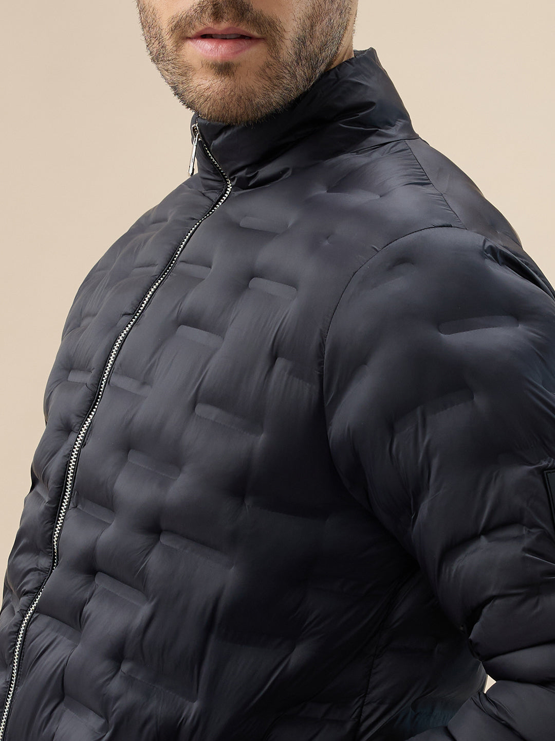 Men's Solid Quilted Mock Collar Full Sleeves Puffer Jacket
