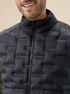 Men's Solid Quilted Mock Collar Sleeveless Regular Fit Puffer Jacket