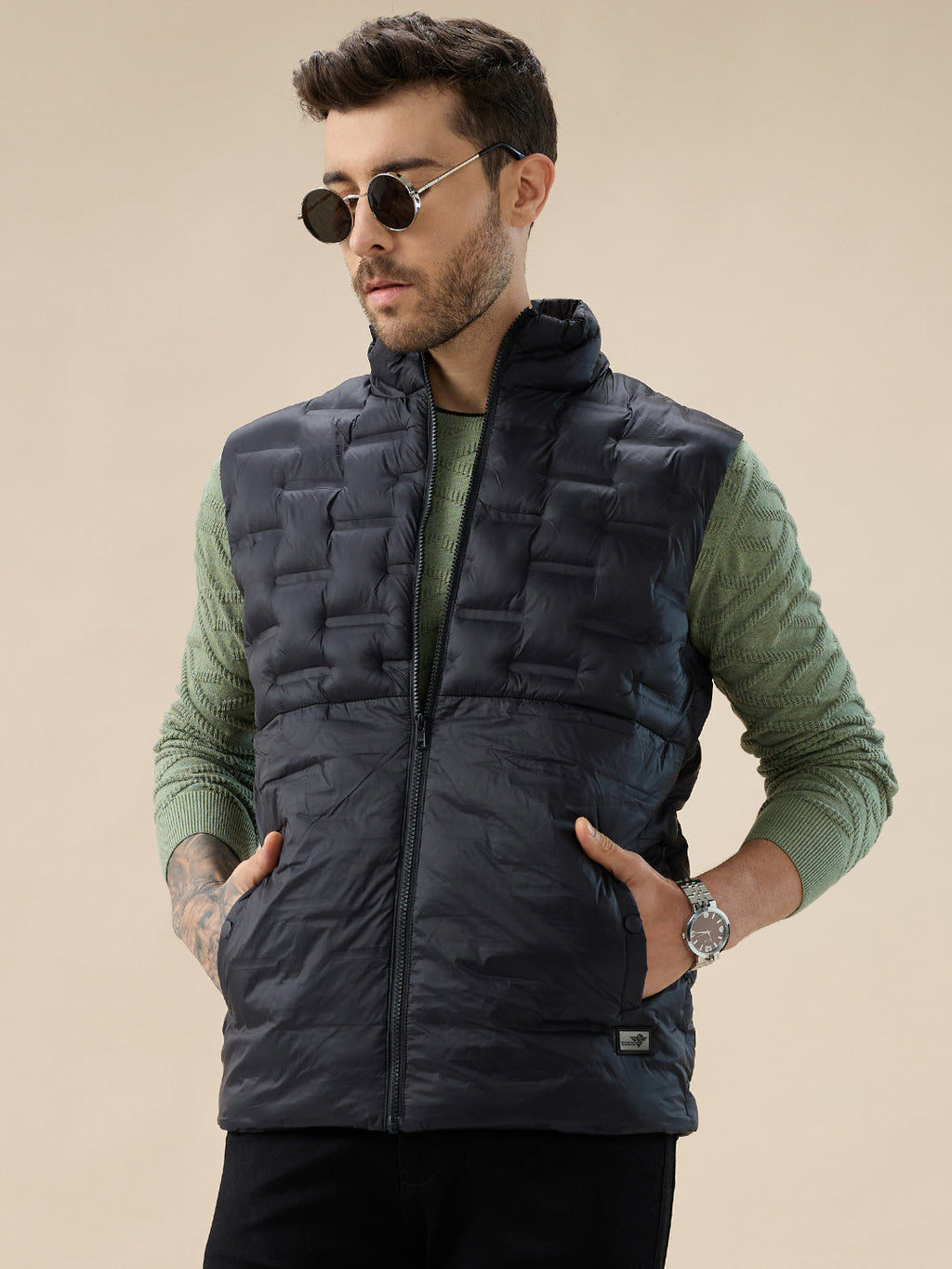 Men's Solid Quilted Mock Collar Sleeveless Regular Fit Puffer Jacket