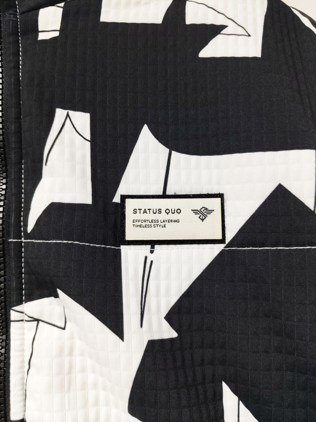 Black and White Abstract Print Puffer Jacket