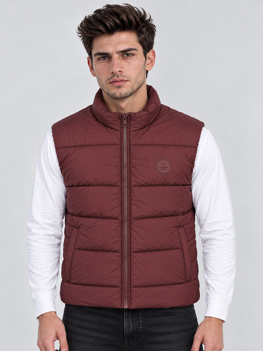 Men's Solid Stand Collar Sleeveless Regular Fit Jacket