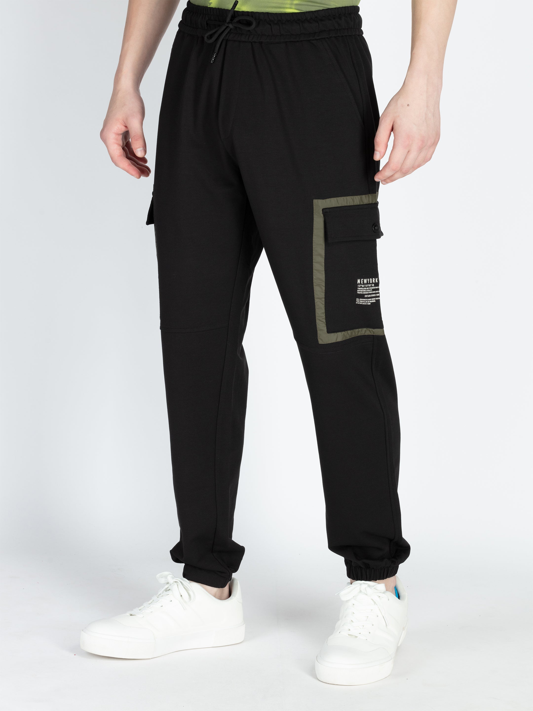 Mens Solid Regular Fit Joggers Secondary image