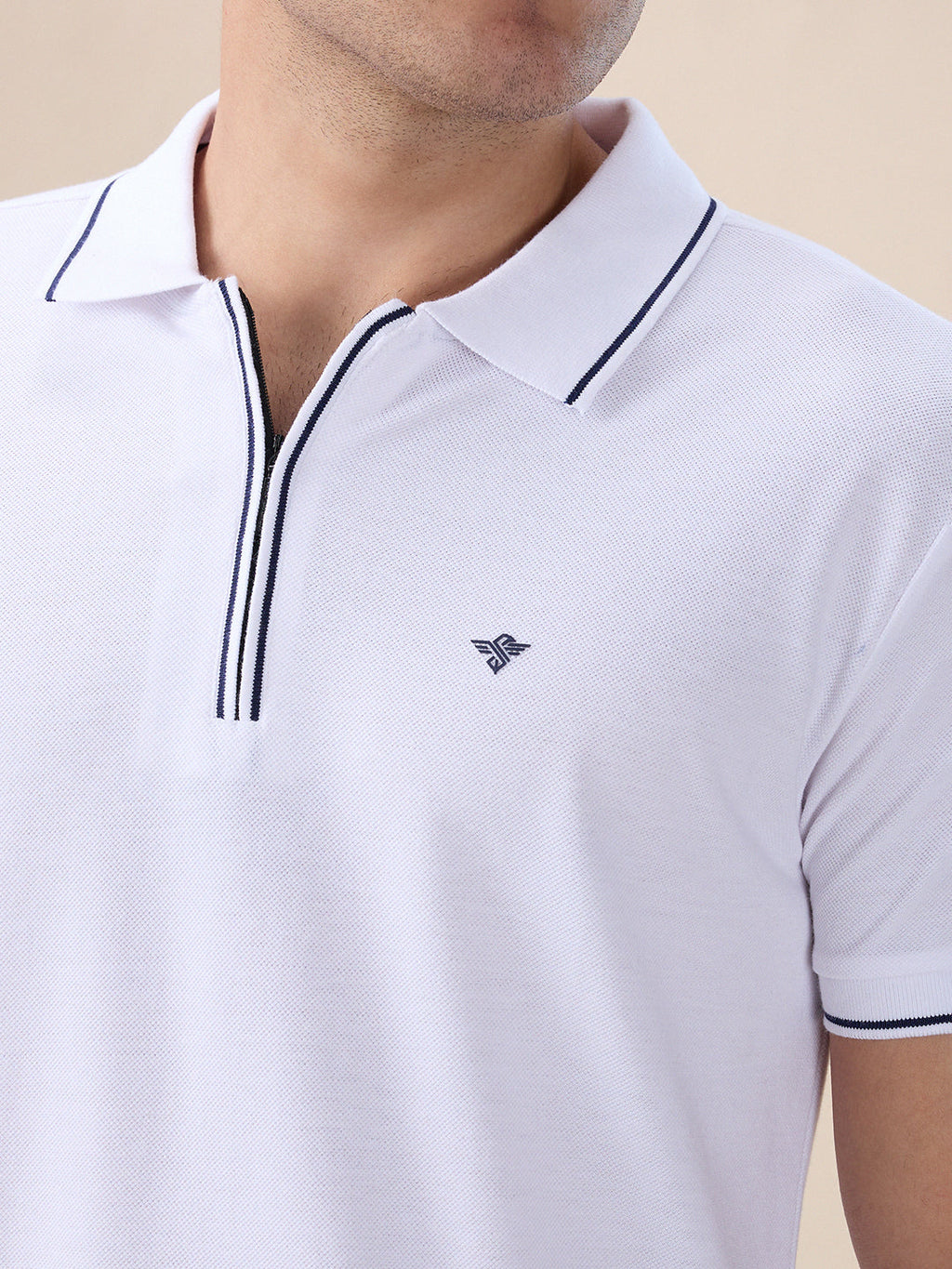 Men's Solid Regular Fit Zipper Polo T-shirt with Tipped Details
