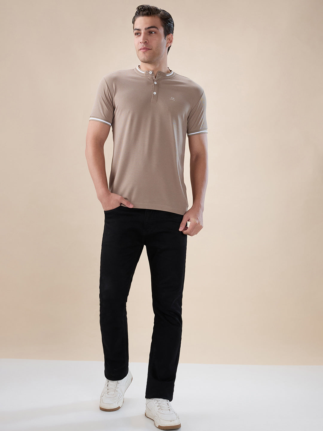 Mens Solid Henley Neck Half Sleeves Regular Fit T-shirt