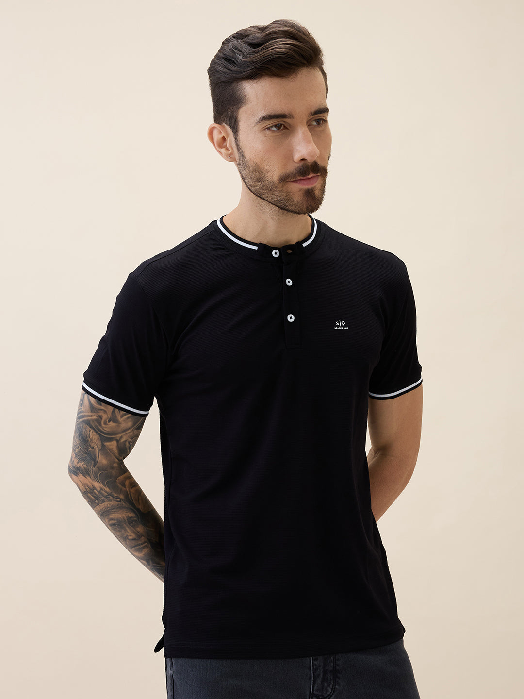 Men's Solid Henley Neck Half Sleeves Regular Fit Tshirt