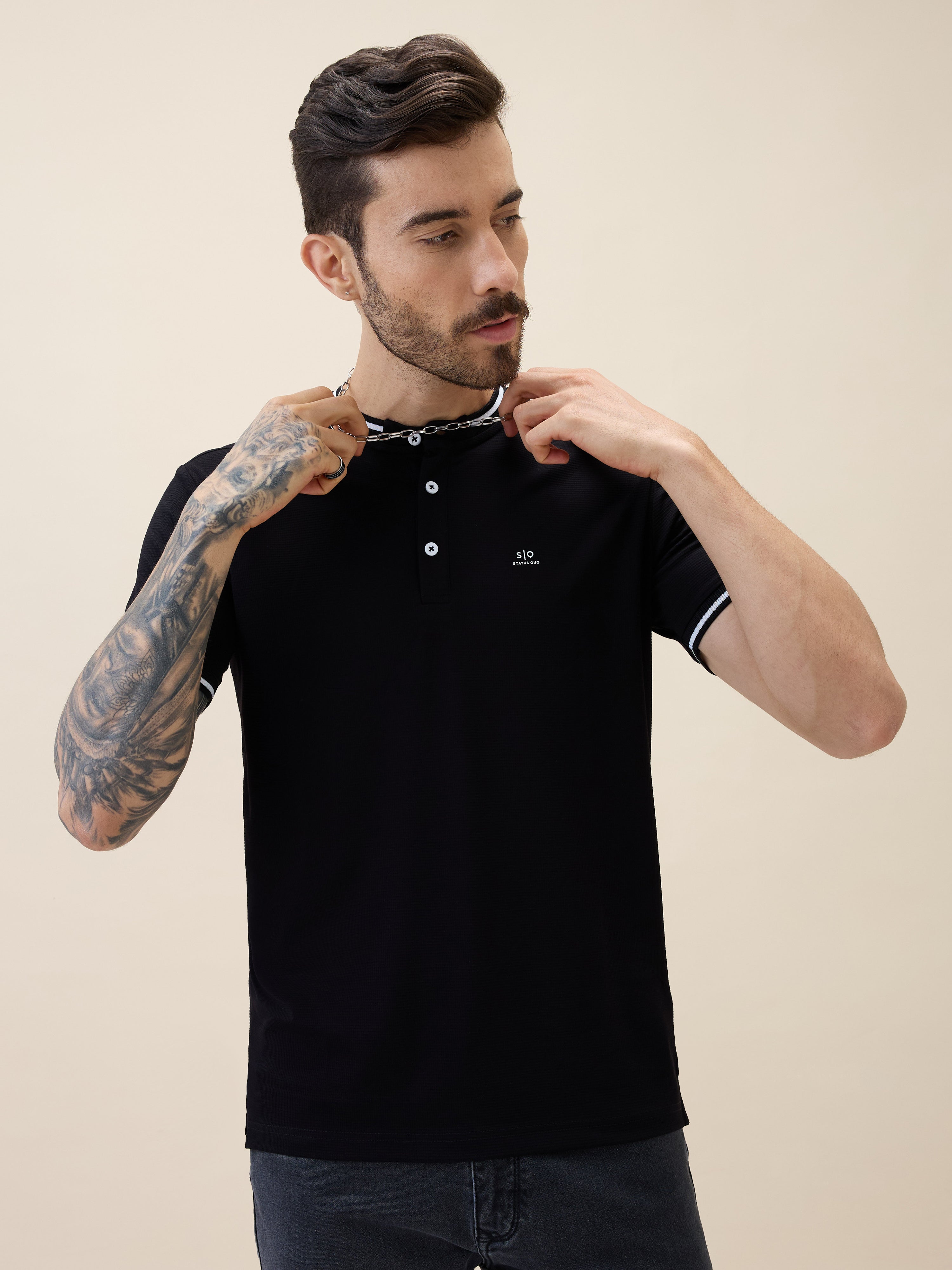 Men's Solid Henley Neck Half Sleeves Regular Fit Tshirt