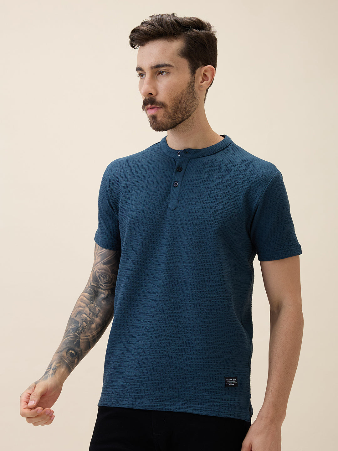 Men's Solid Henley Neck Half Sleeves Regular Fit Tshirt Secondary image