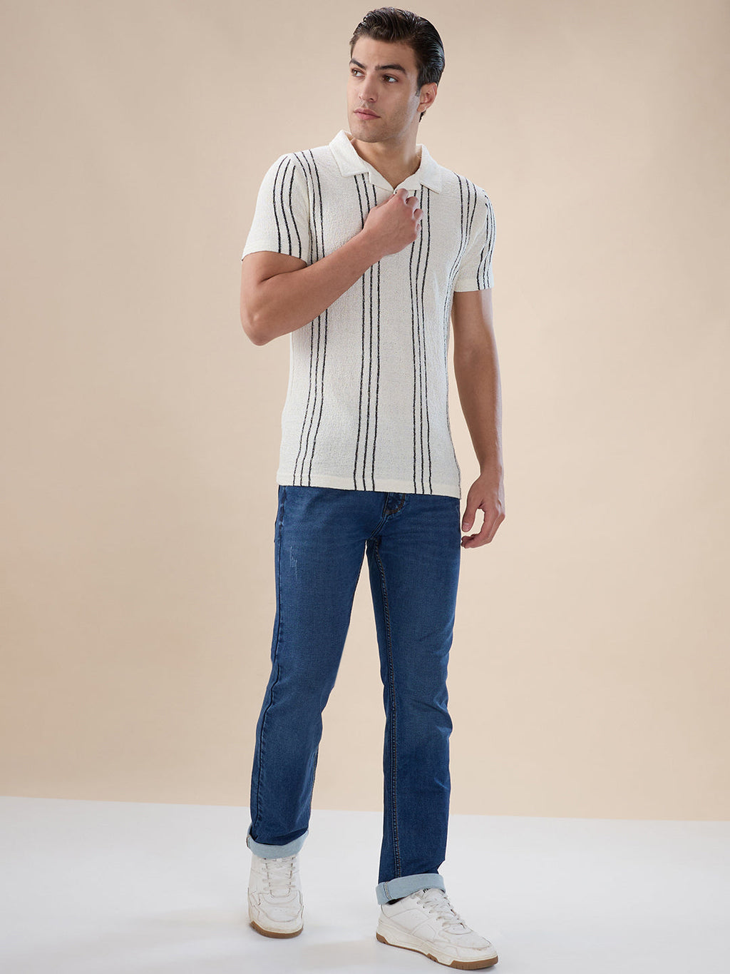 Mens Striped Regular Fit Half Sleeves Knitted Polo T-shirt