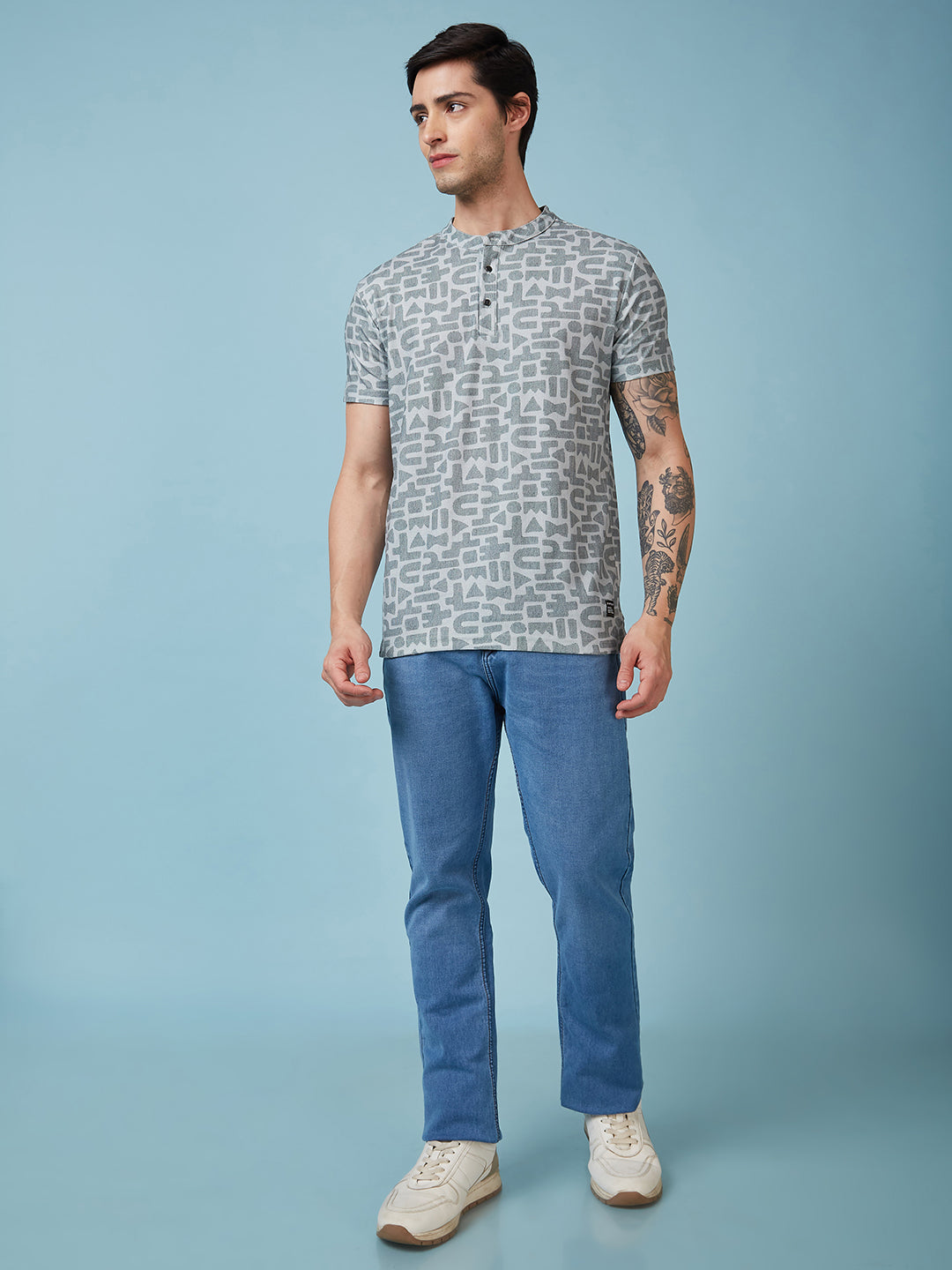 Men's Printed Henley Neck Half Sleeves T-shirt