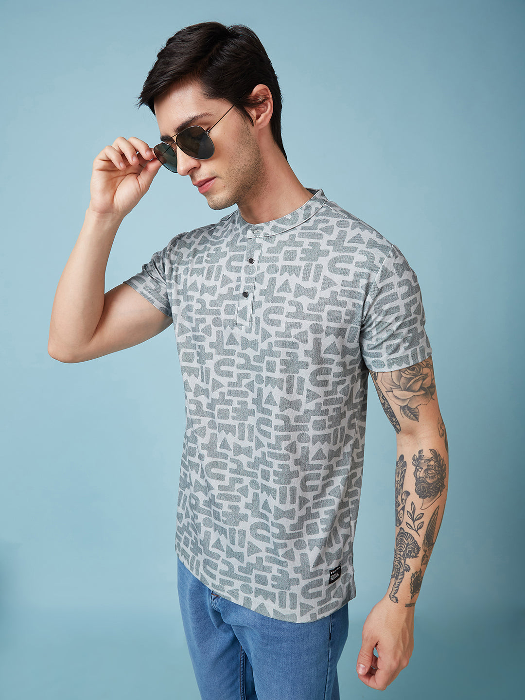 Men's Printed Henley Neck Half Sleeves T-shirt