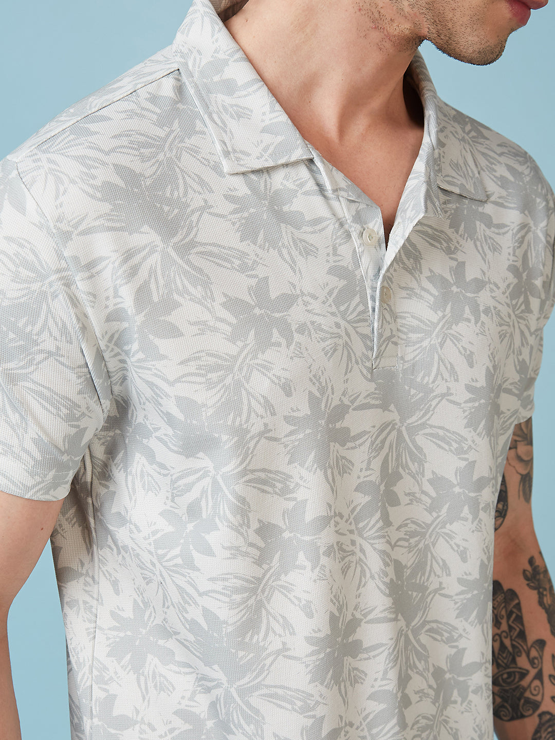 Men's Printed Henley Neck Half Sleeves T-shirts