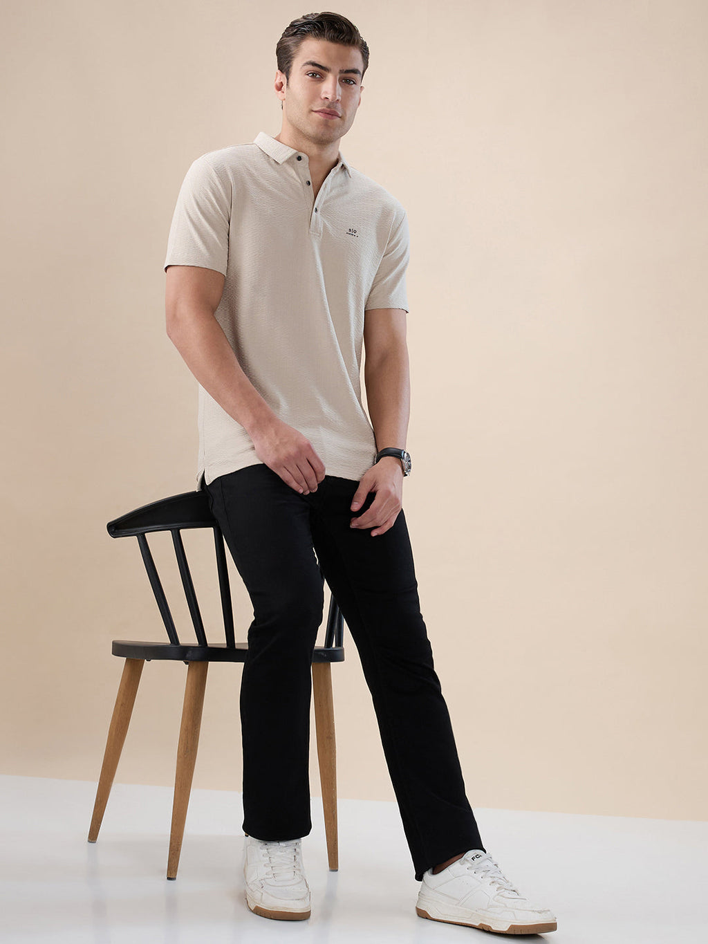 Mens Solid Polo Collar Half Sleeves Regular Fit T-shirt