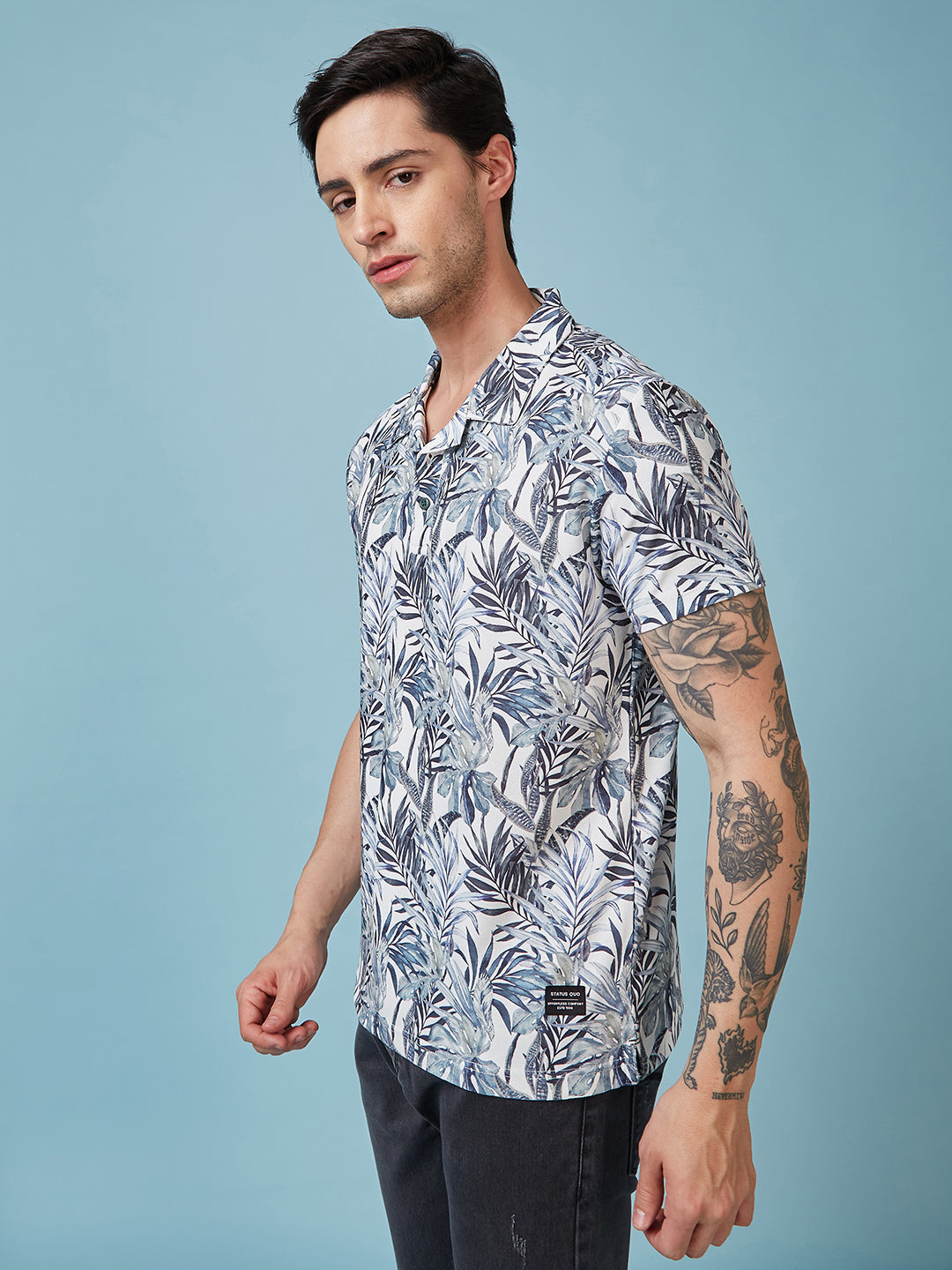 Men's Printed Cuban Collar Half Sleeves T-shirts Secondary image