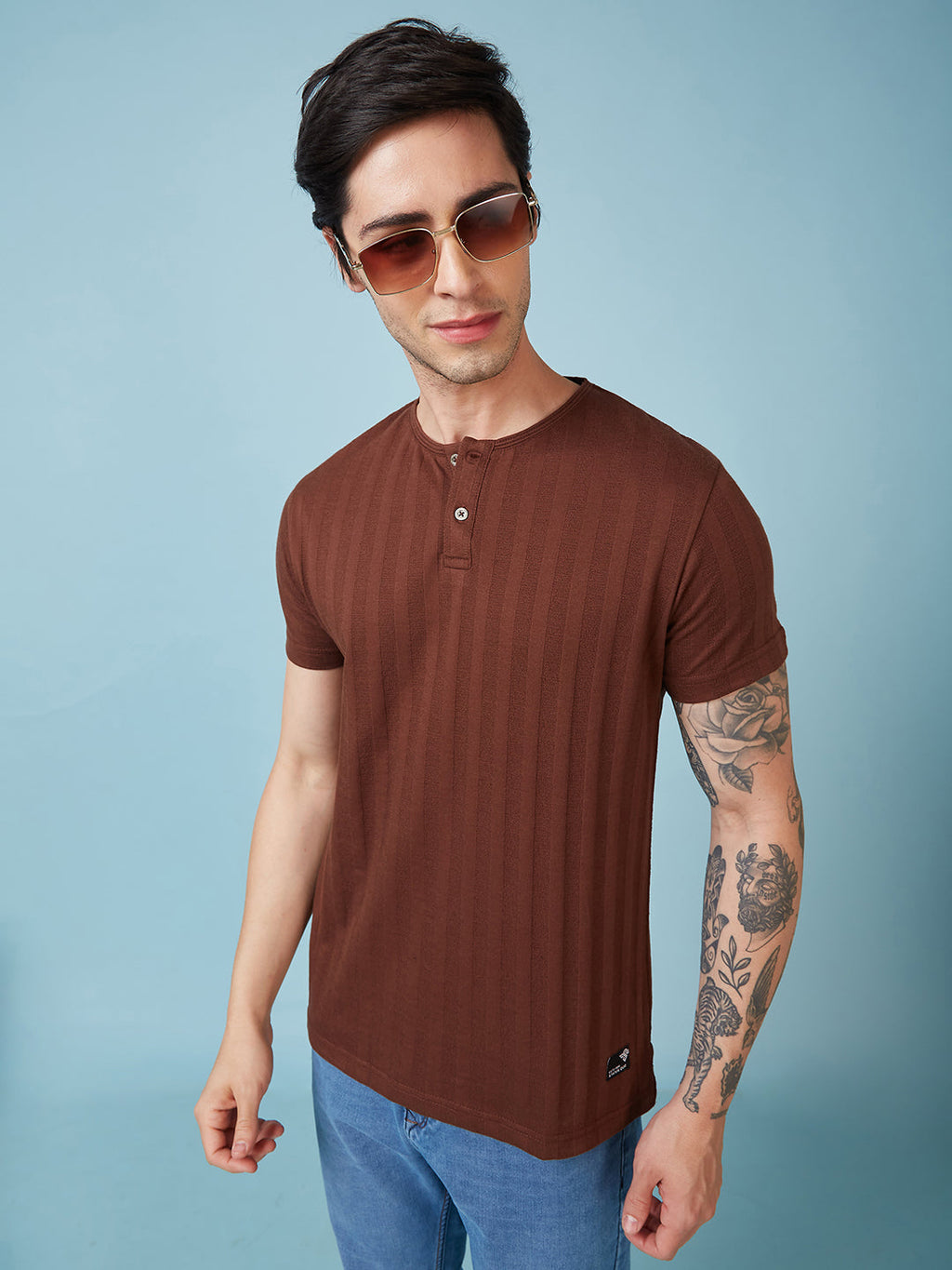Men's Solid Henley Neck Half Sleeves T-shirts
