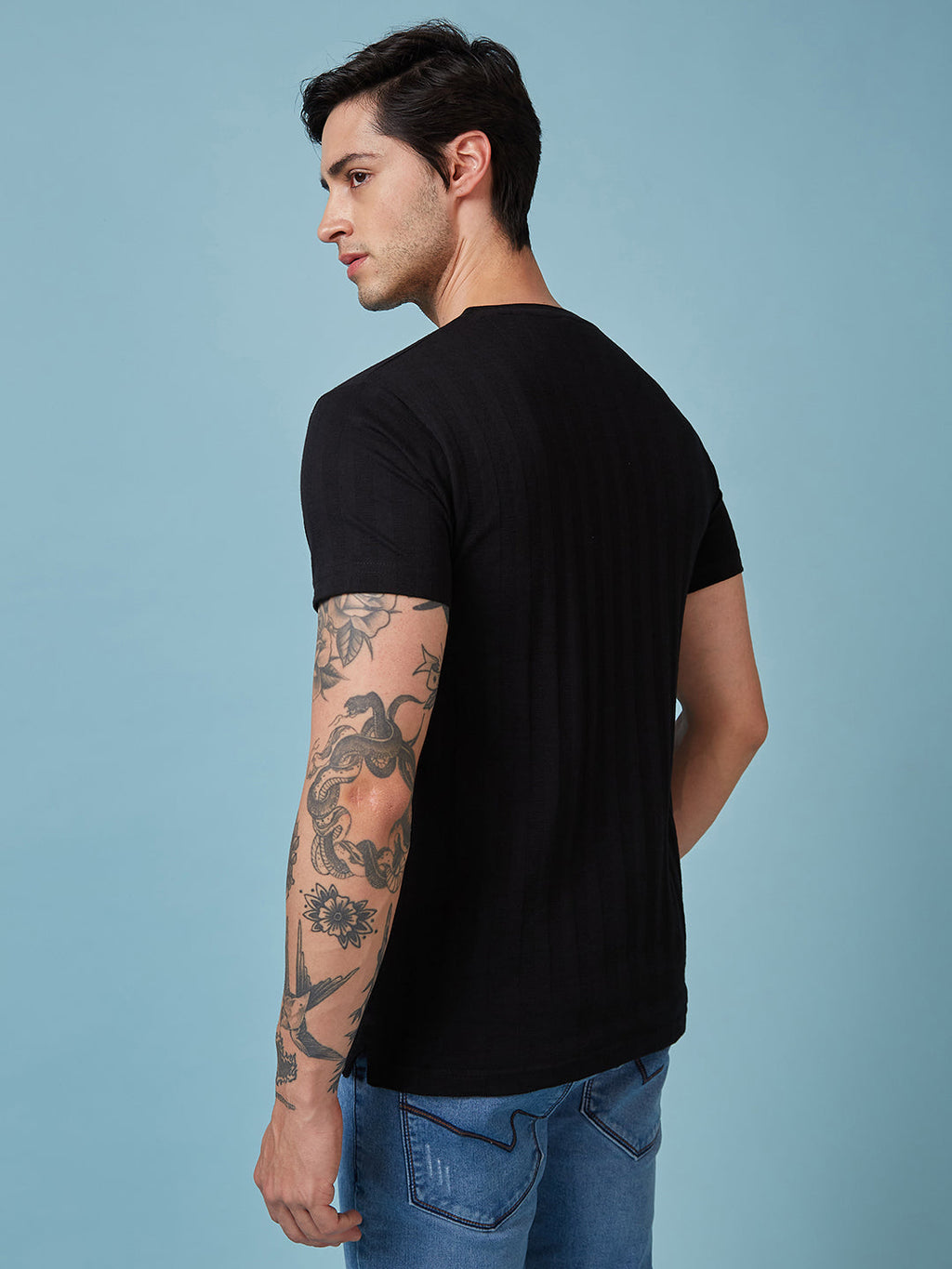 Men's Solid Henley Neck Half Sleeves T-shirt