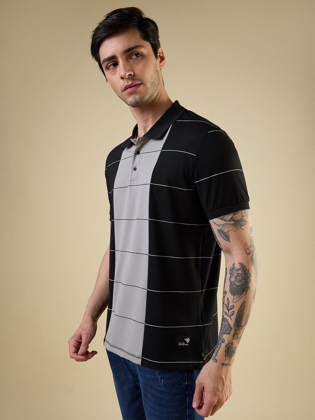 Mens All-Over Stripes Printed Half Sleeves Regular Fit Tshirt