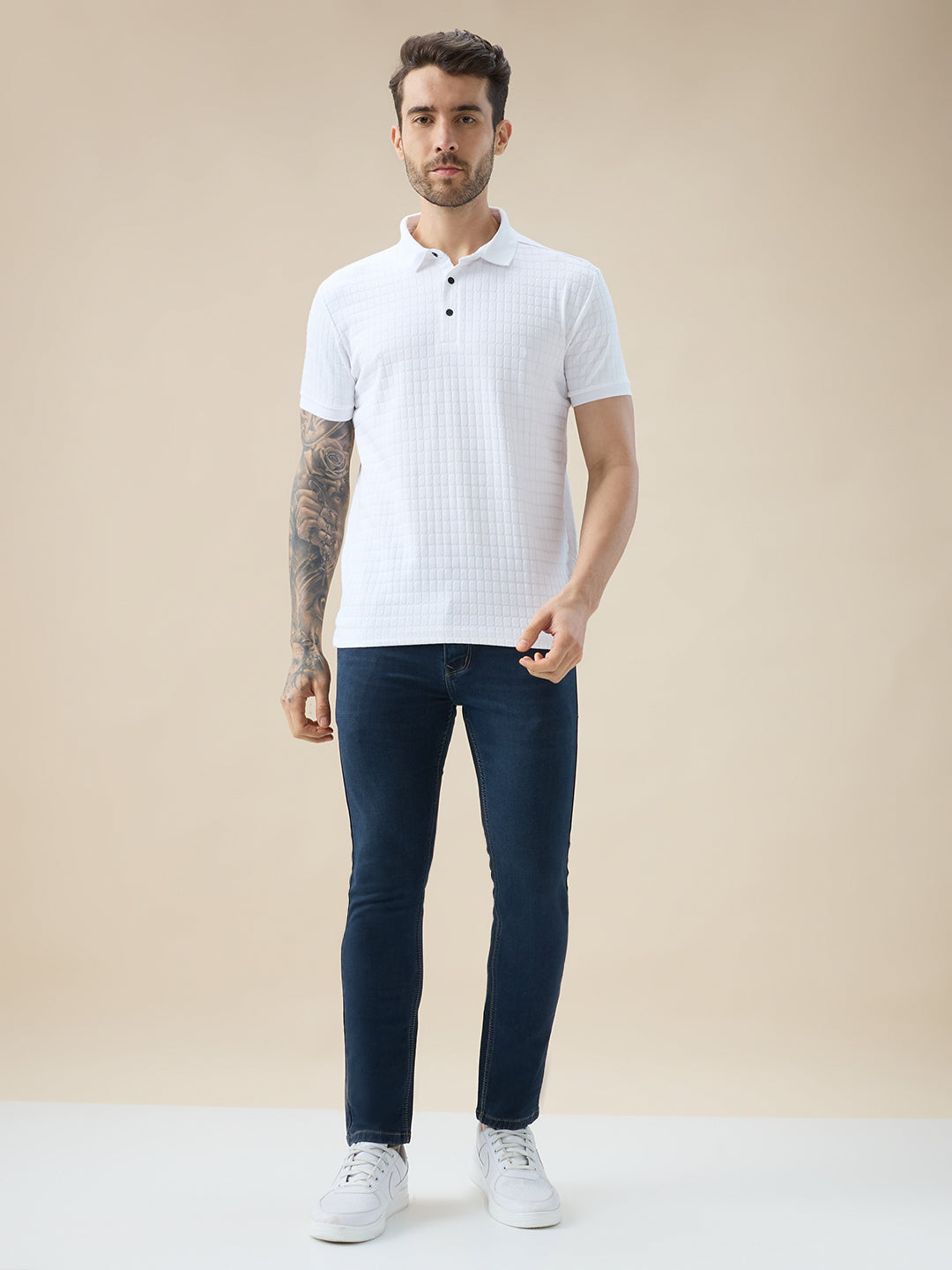 Men's Solid Textured Half Sleeves Regular Fit Polo Tshirt