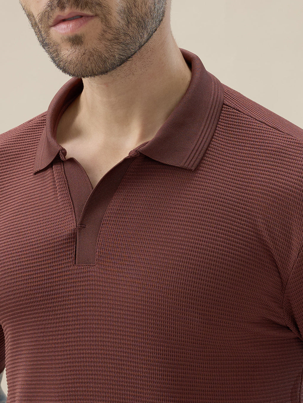 Men’s Solid Textured Regular Fit Half Sleeve Polo T-Shirt with No-Button Placket