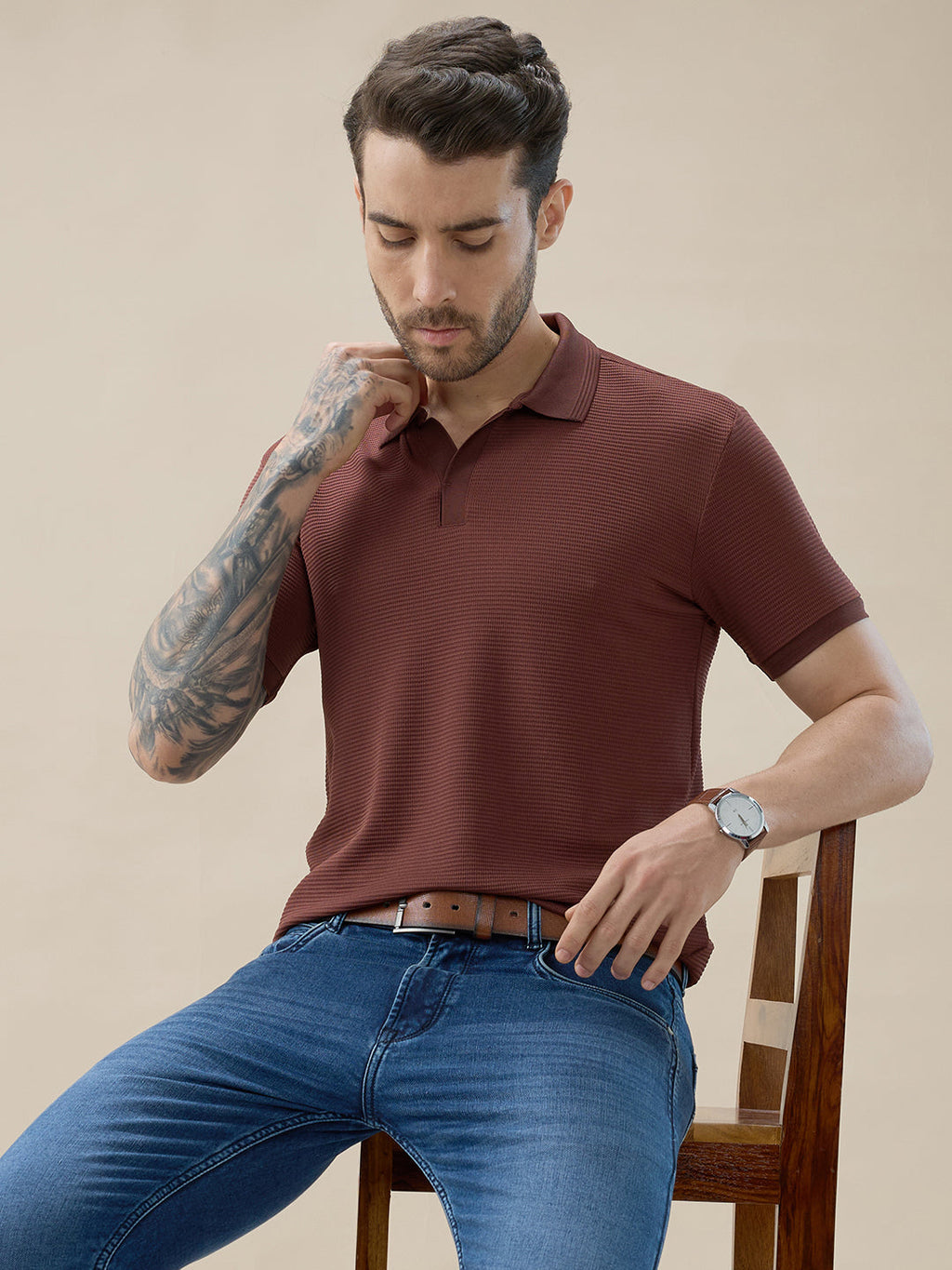 Men’s Solid Textured Regular Fit Half Sleeve Polo T-Shirt with No-Button Placket