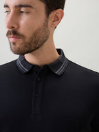 Men's Solid Polo T-Shirt with Tipped Sleeves and Collar
