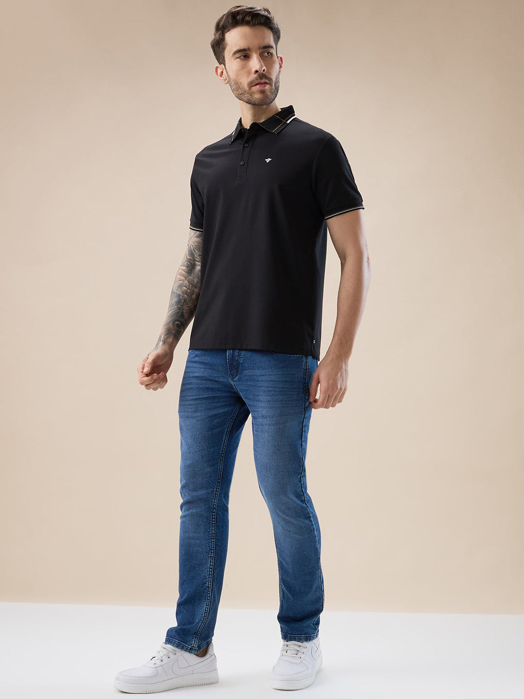 Men's Solid Half Sleeves Polo T-Shirt with Design Tipping Collar and Sleeves