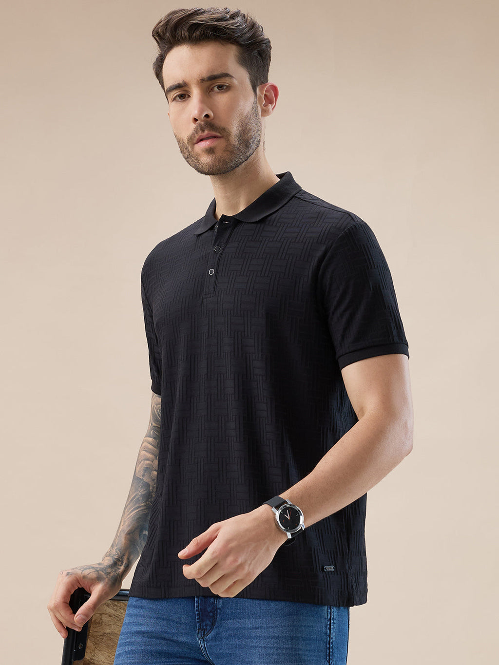 Men's Solid Textured Half Sleeves Polo T-shirt