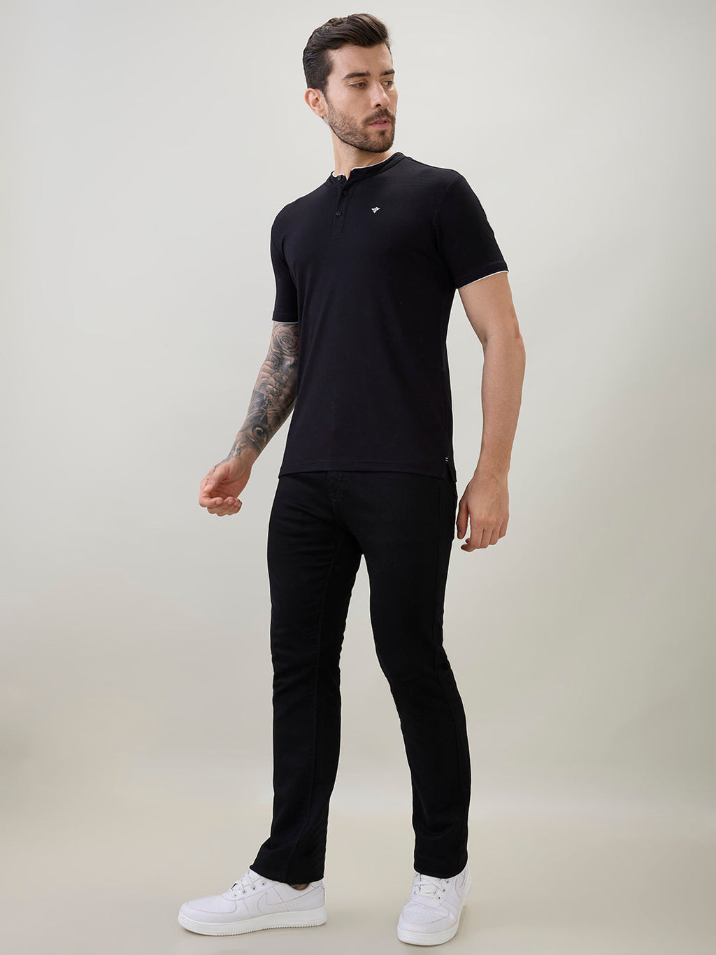 Mens Regular Fit Henley T-Shirt Half Slevees with Button Closure and Logo