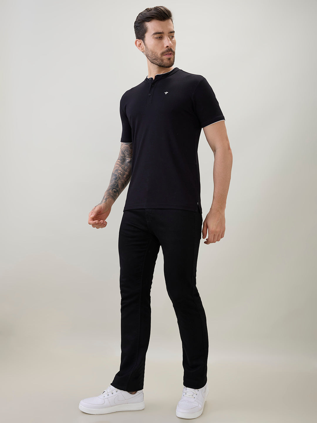 Mens Regular Fit Henley T-Shirt Half Slevees with Button Closure and Logo