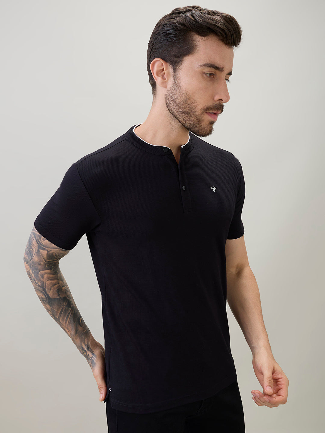 Mens Regular Fit Henley T-Shirt Half Slevees with Button Closure and Logo