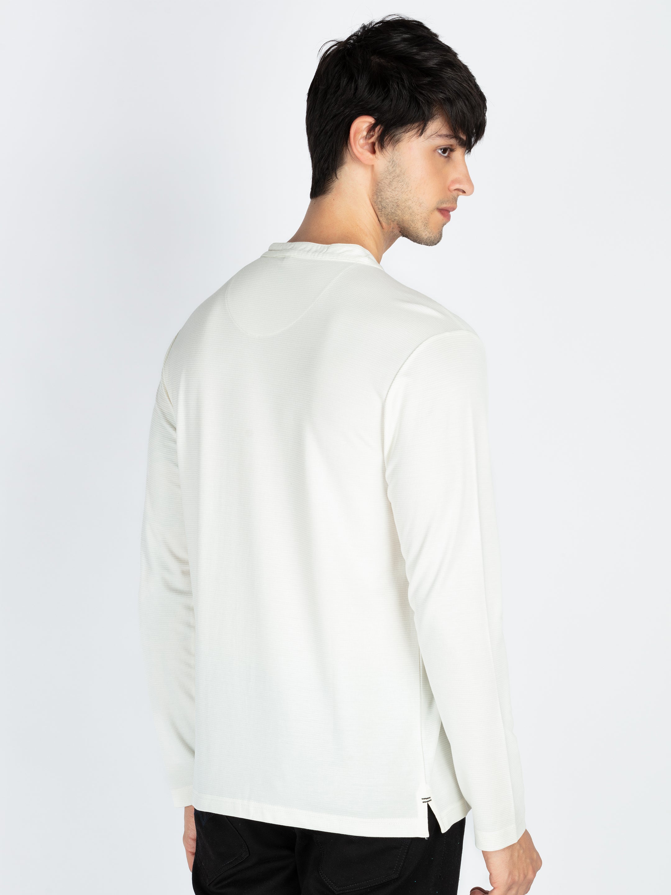 Men's Solid Henley Neck Full Sleeve T-Shirt