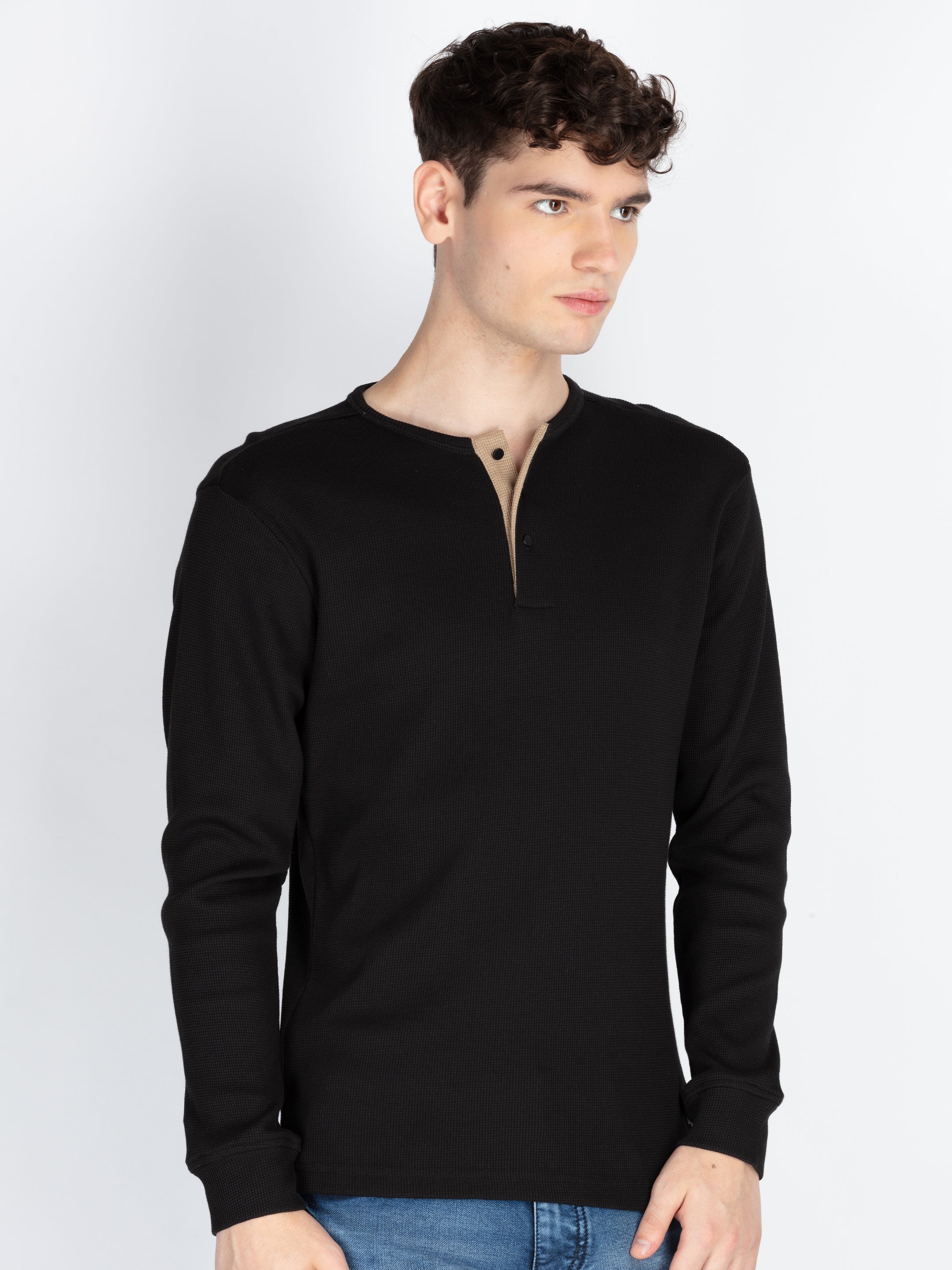 Men's Solid Henley Neck T-Shirt Secondary image