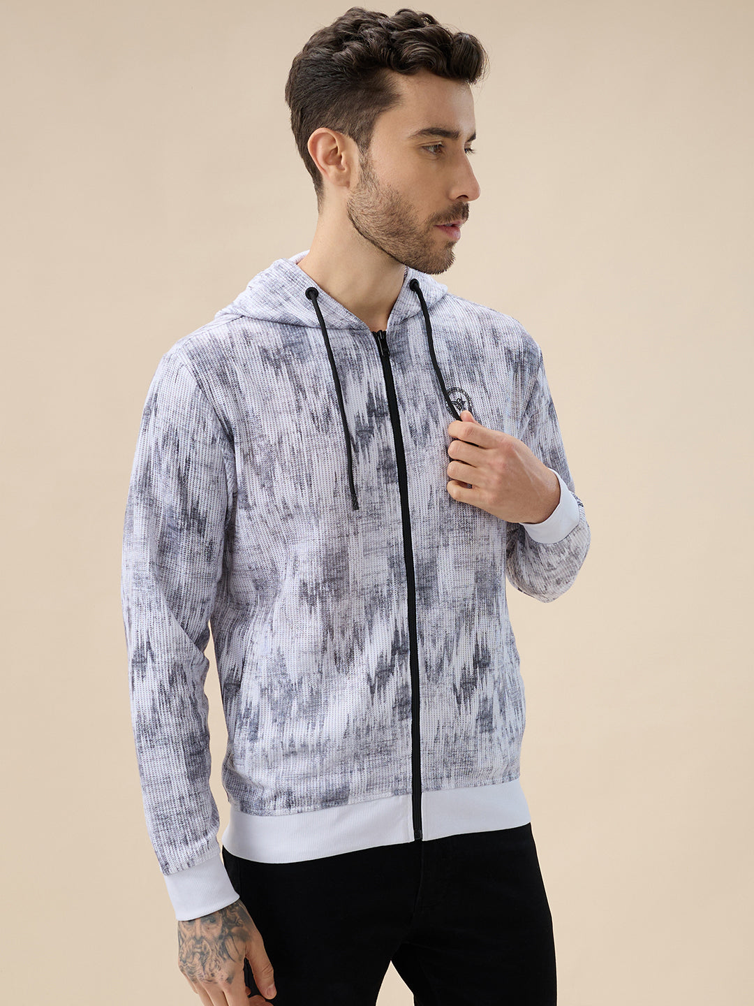 Men's Camouflage Print Full Sleeves Hooded Sweatshirt with Side Pockets Secondary image