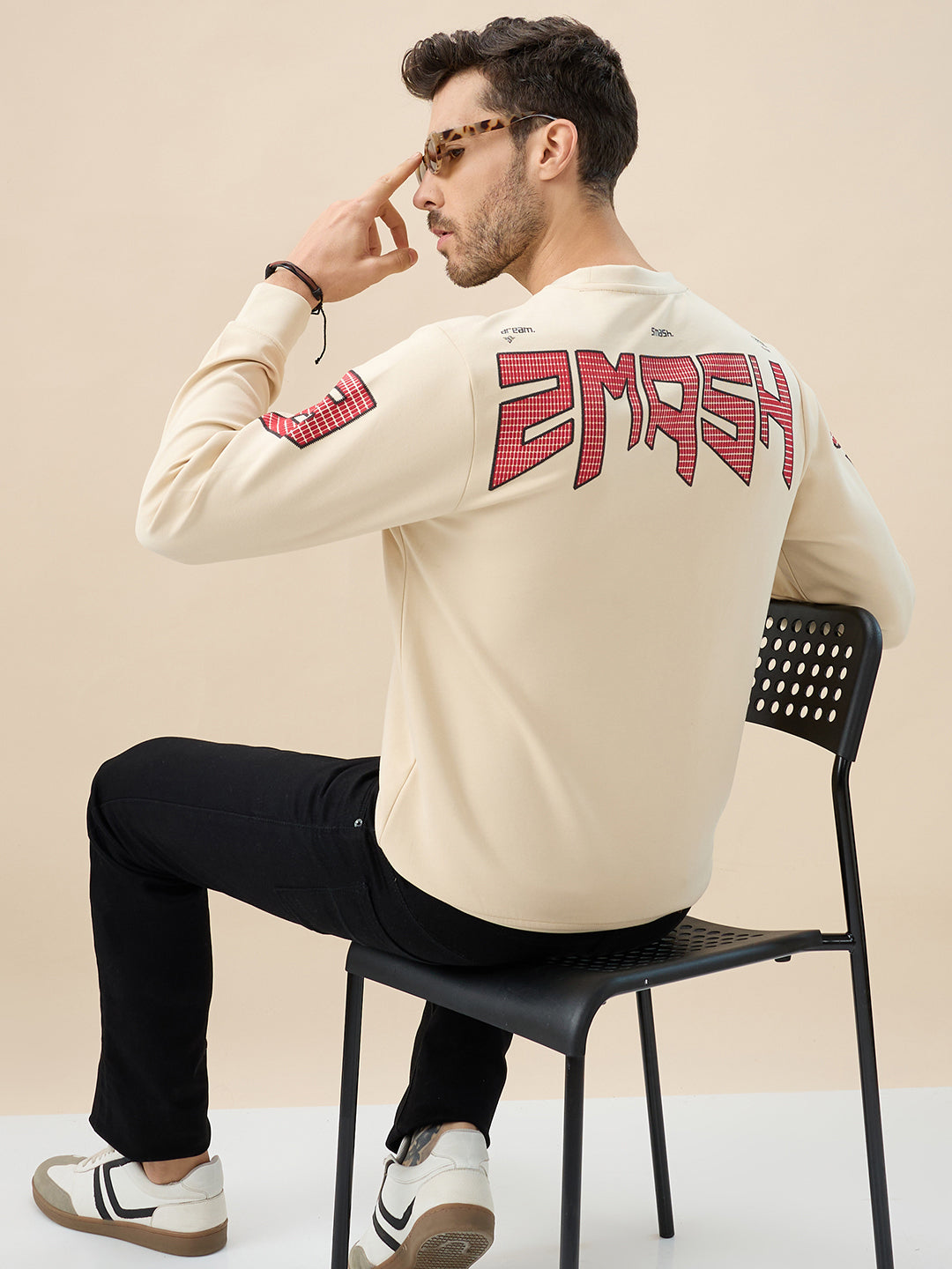 Men's Back Typography Print Round Neck Full Sleeves Sweatshirt