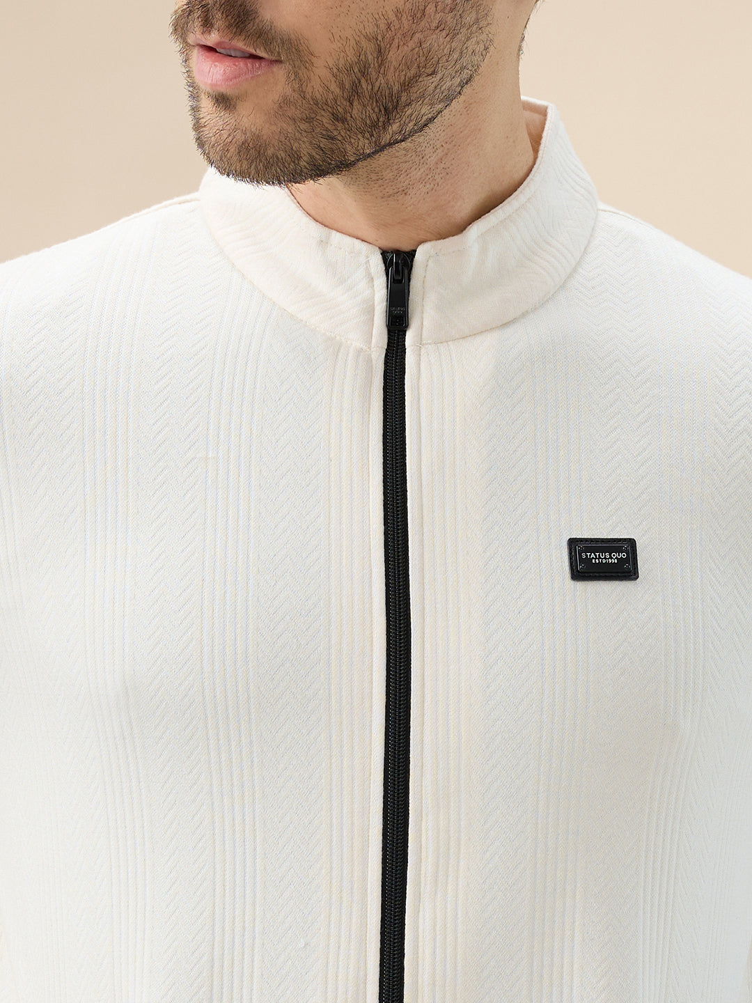 Men's Solid Textured Mock Neck Full Sleeves Sweatshirt with Zipper Closure