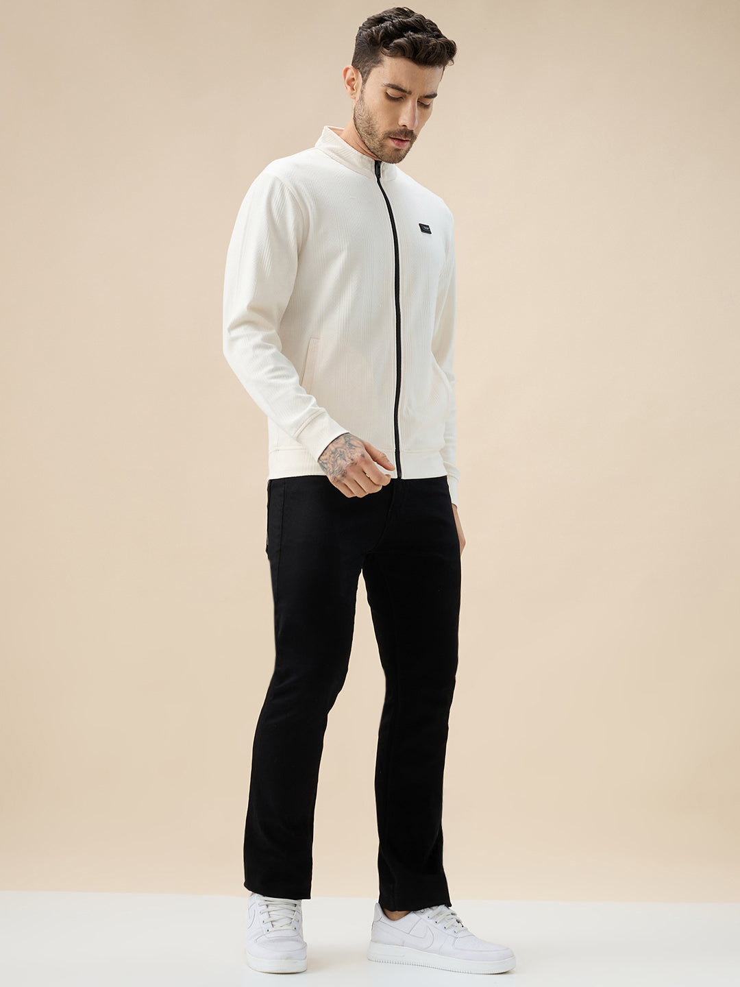 Men's Solid Textured Mock Neck Full Sleeves Sweatshirt with Zipper Closure