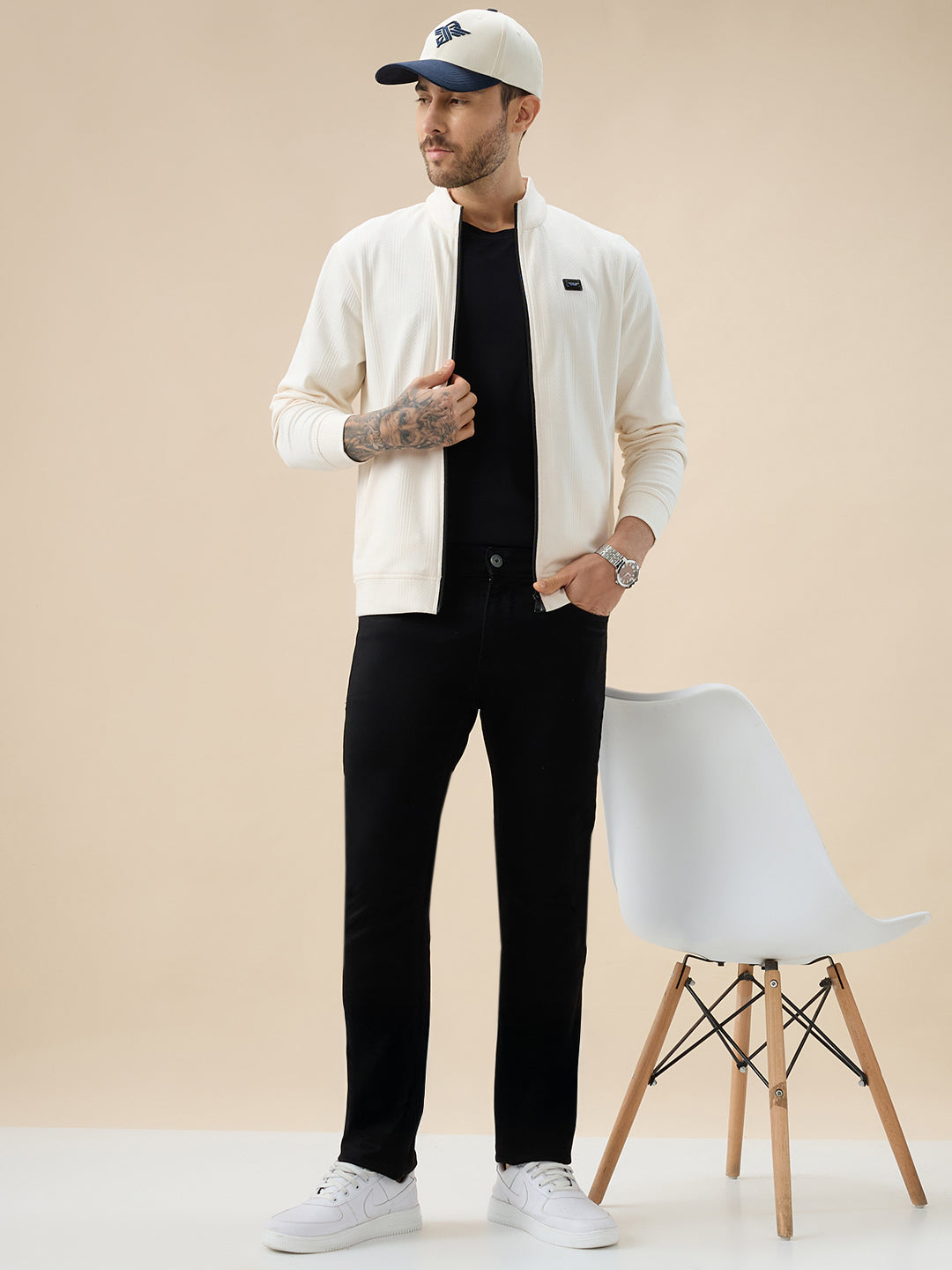 Men's Solid Textured Mock Neck Full Sleeves Sweatshirt with Zipper Closure