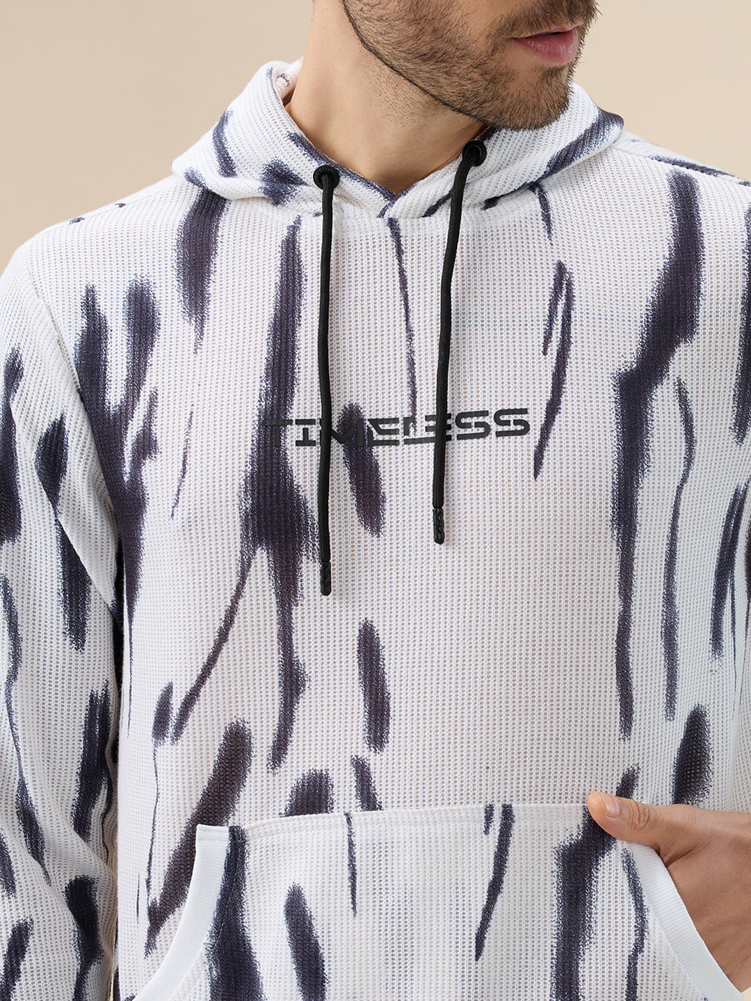 Men's Camouflage Print Full Sleeves Textured Hooded Sweatshirt
